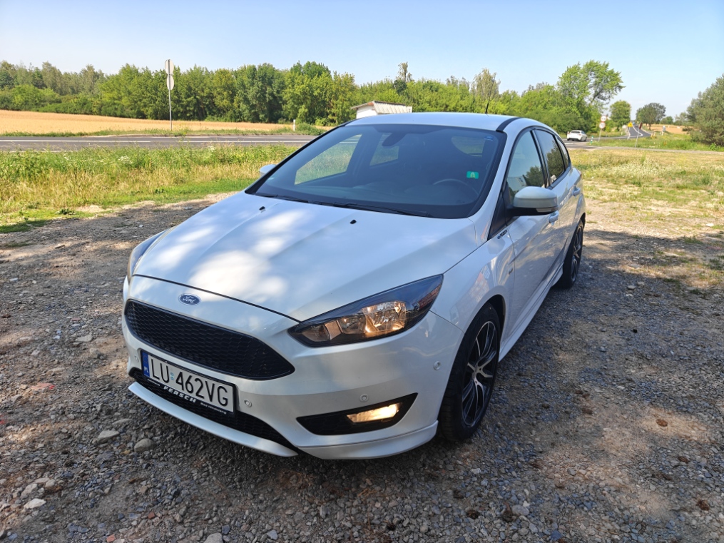 FORD FOCUS 1.0 TURBO 125 PS ST-LINE HATCHBACK NOWY ROZRZĄD